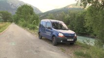 Hautes-Alpes : Un planeur atterit dans une ferme à Embrun