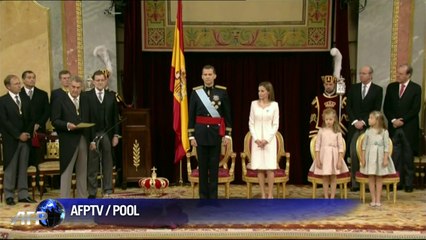 Felipe de Borbon is sworn in as Spain's new king