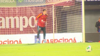 Brasil 2014 - Marcos apoya al portero Julio César