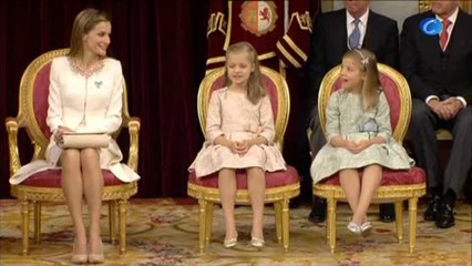 La "profesionalidad", pese a sus 8 años, de la nueva Princesa de Asturias, protagoniza la ceremonia