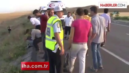 Yolcu Otobüsü Şarampole Yuvarlandı: 36 Yaralı