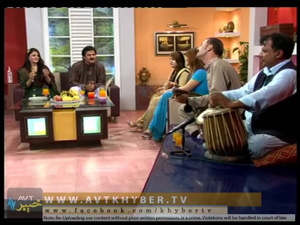 DA KHYBER MAKHAM With MUSKAN (Gul Naz) ( 22-08-2013 )