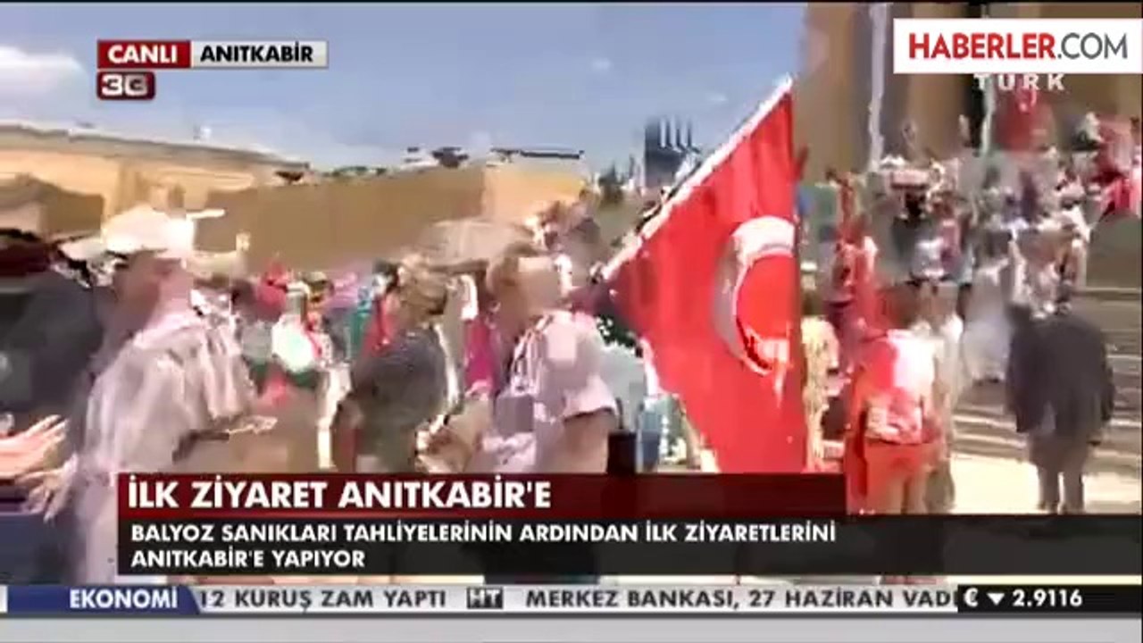Tahliye Olan Subaylar Anıtkabir'e Koştu