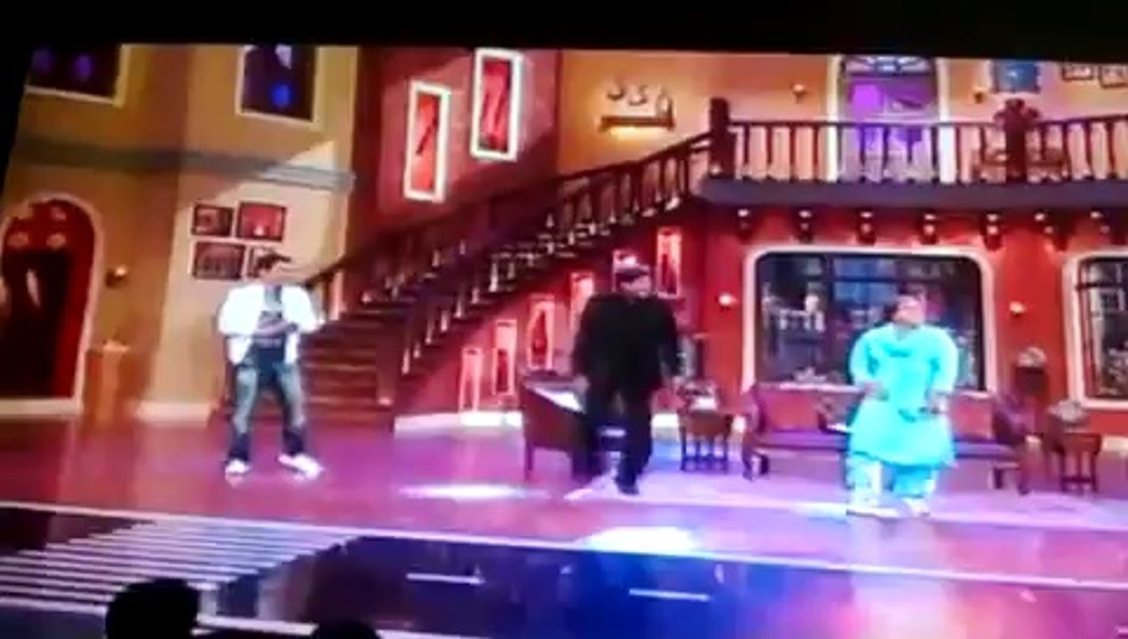 Kapil Dev Dancing Video
