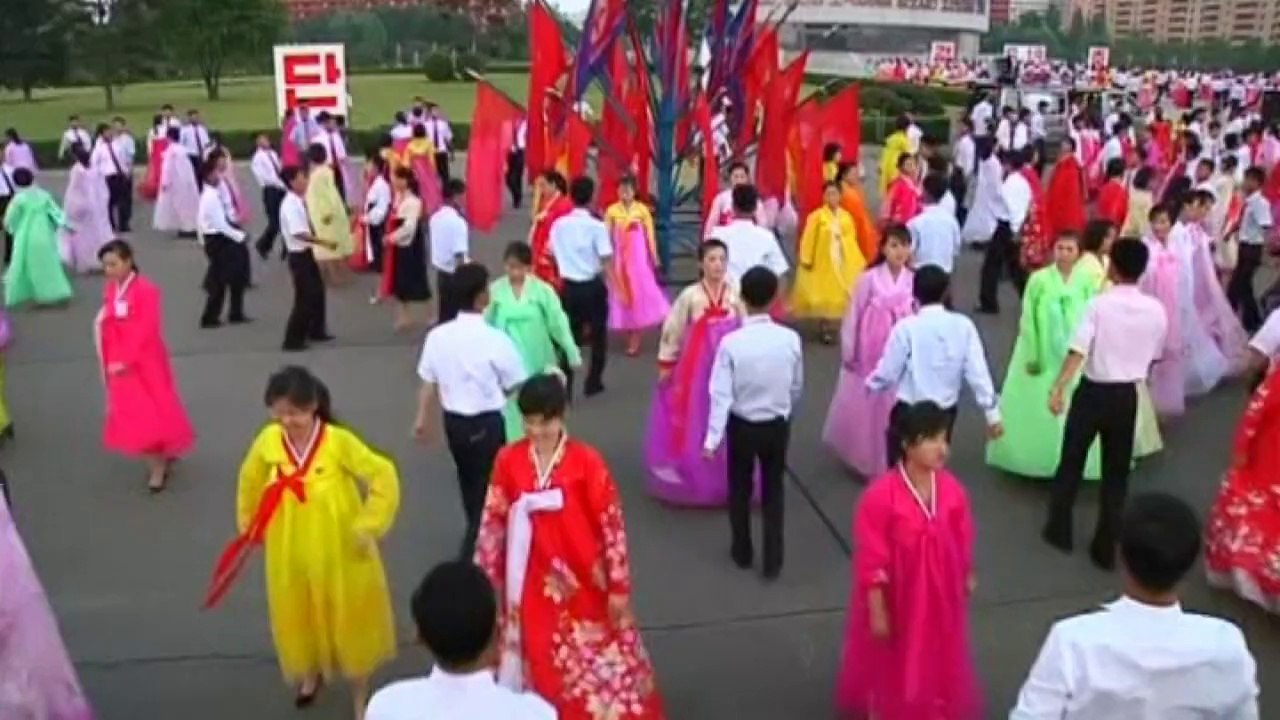 Thousands attend dancing parties held in North Korea