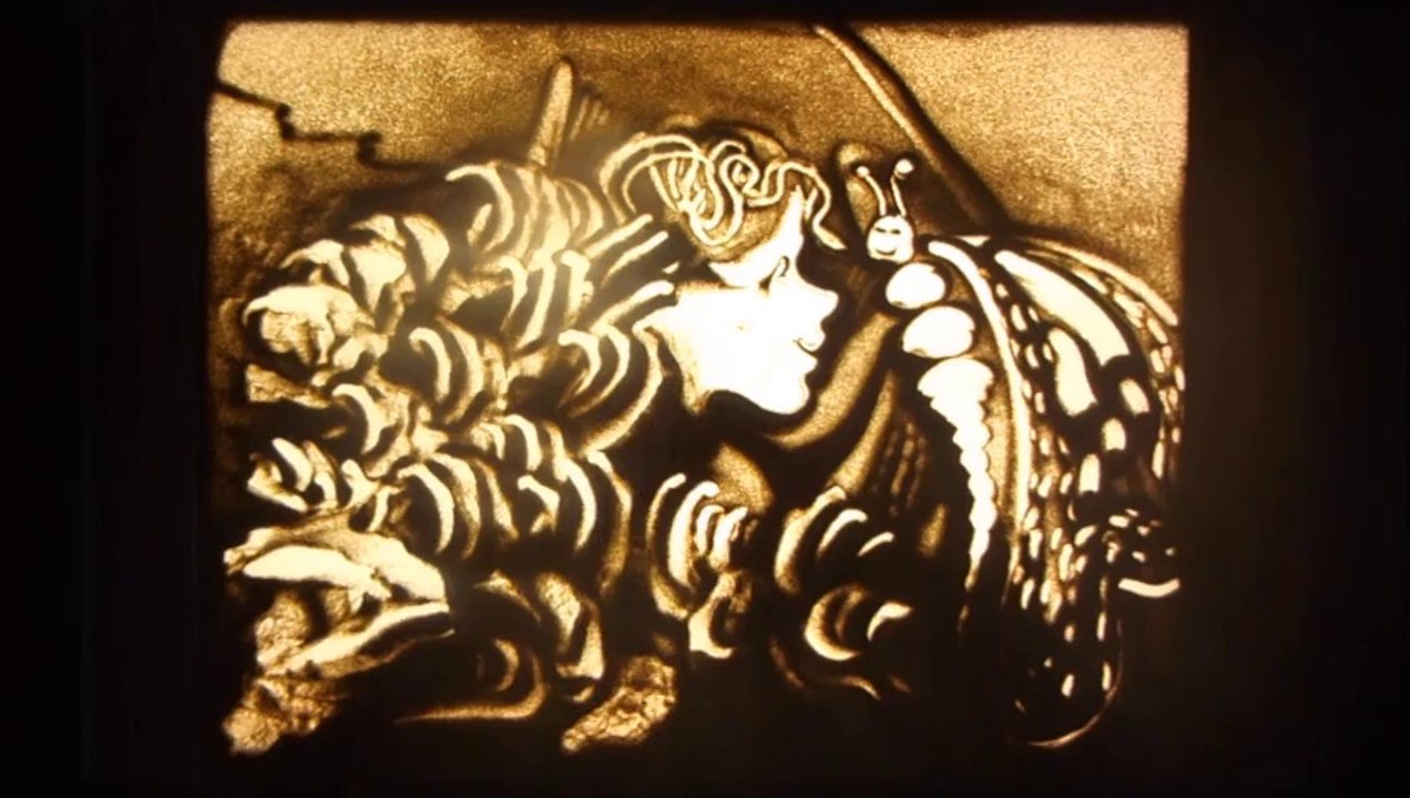 GALA DES MONARQUES talent incroyable de dessin de sable