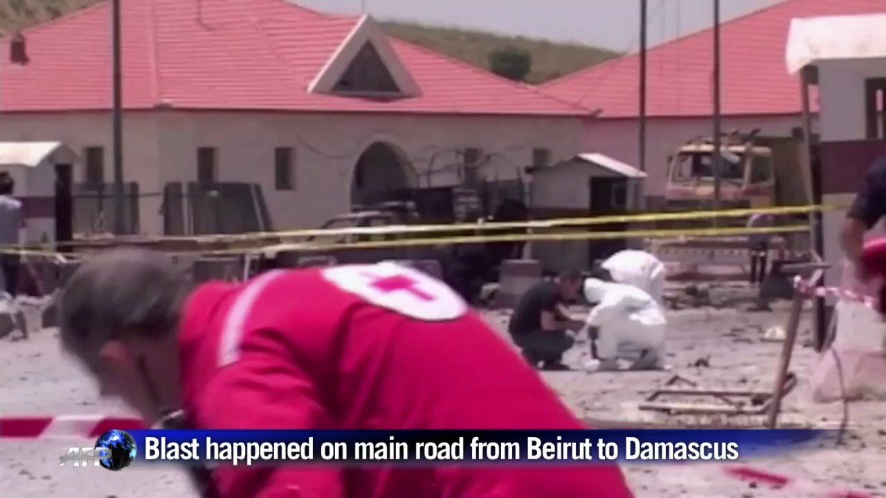 Suicide bomber kills two at Lebanese checkpoint