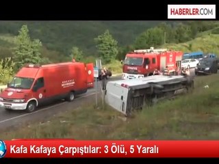 下载视频: İzmit-Kandıra Yolunda Otomobil Minibüsle Çarpıştı: 3 Ölü, 5 Yaralı