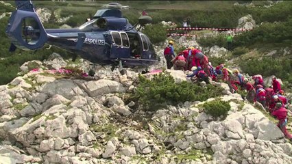 Download Video: Injured German caver in good shape