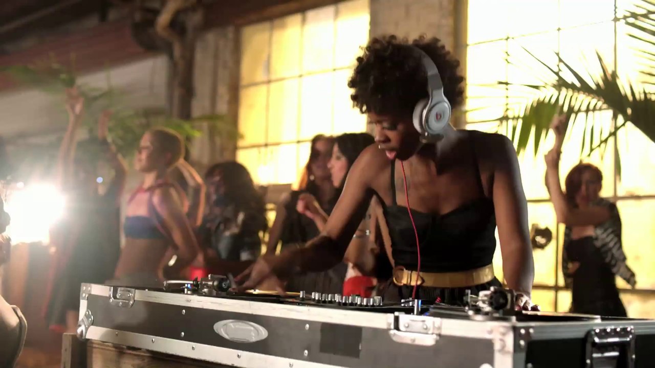 Nicole Scherzinger - Right There ft. 50 Cent(1080p_H.264-AAC)