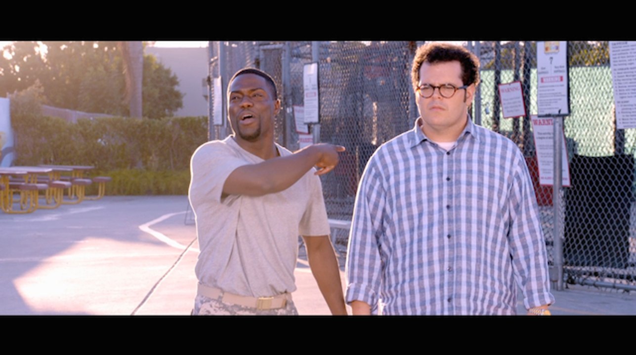 Kevin Hart, Josh Gad in THE WEDDING RINGER - Trailer #2