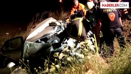 Otomobille minibüs çarpıştı: 3 ölü, 14 yaralı -