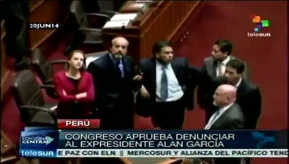 Congreso peruano aprueba investigación a Alan García por narcoindultos