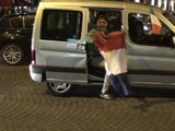 Suisse-France: les supporters français sur les Champs-Elysées - 21/06