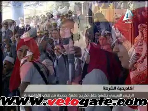 السيسى يهتف: الجيش والشرطة والشباب والشعب إيد واحدة