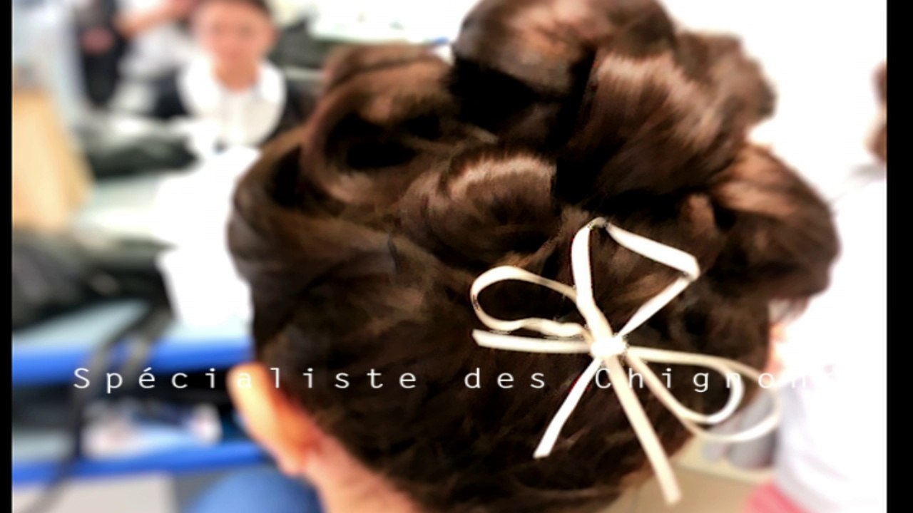 Coiffeur-aix-en-provence-Alchimie-coupe-homme-femme-spécialiste-chignon-mariée-coloriste-coloration-meches-balayages-tye-and-die