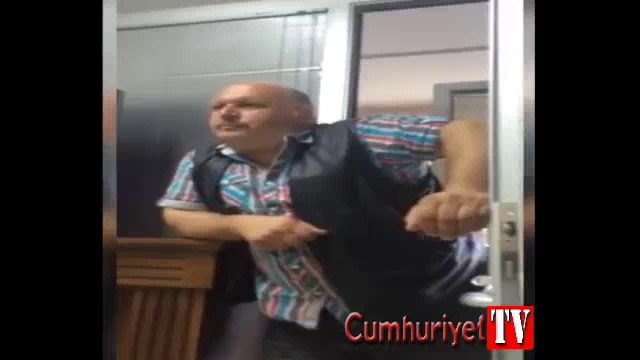 Dünyanın düz olduğunu iddia eden adam