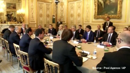 Hollande, chef d'orchestre d'un mini-sommet social-démocrate