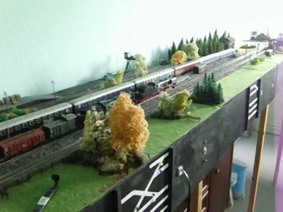 Einfahrt Güterzug mit 50 849 und 44 308