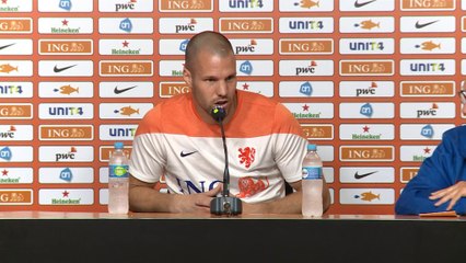 Rooney not to blame - Van Persie