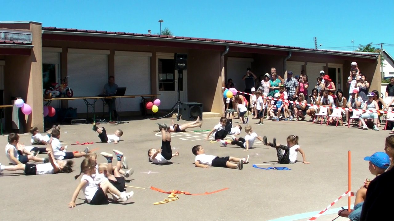 Spectable de l'école 2014 1/2