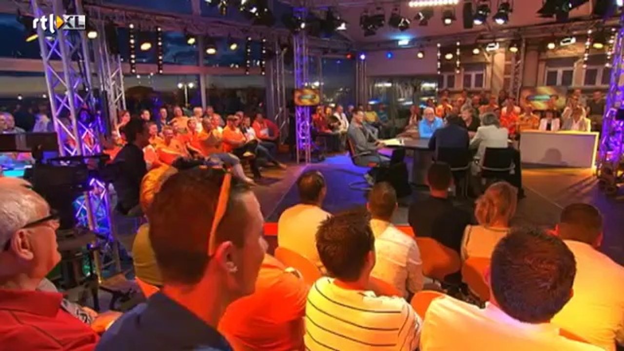 Najib voetbalde met Cruijff en Kieft - VI ORANJE