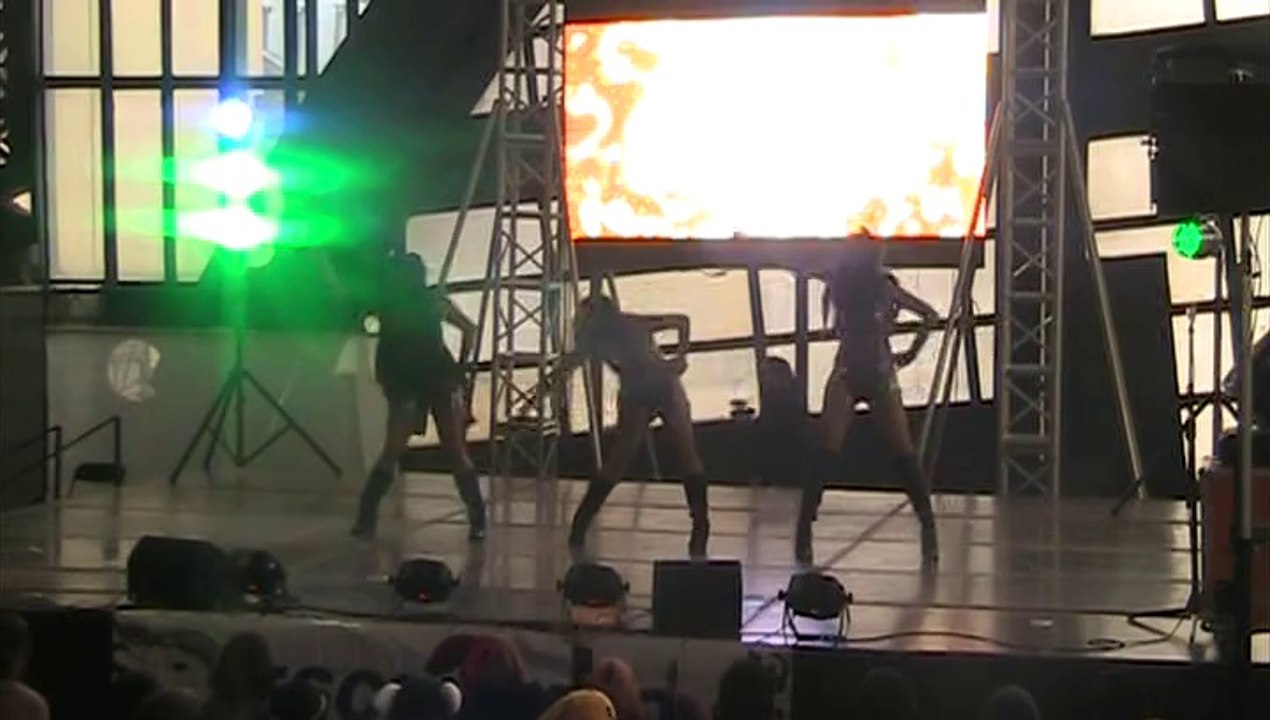 (Cotton Hearts) Morning Musume (Risa, Ai, Riho) - Moonlight Night ~ Tsukiyo no bandayo en anime expo evolution 2014