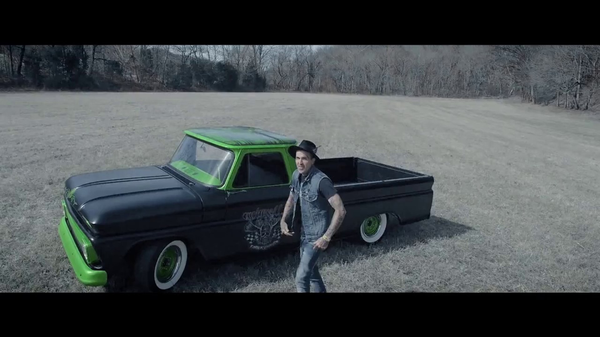 Yelawolf - Box Chevy V (Official Video) - Vídeo Dailymotion