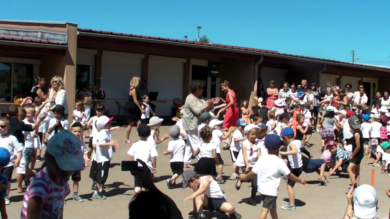 Spectacle de l'école 2014 2/2