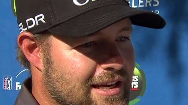 Moore Grabs 3rd Round Lead at Travelers