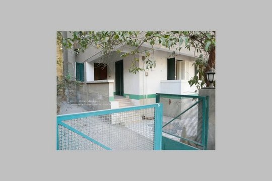 شقة للإيجار بمصر الجديدة 220م تصلح لمقر إدارى بأرض الجولف