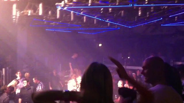 Tarm-Center Cologne - Derb - Derbus Die menge tobt