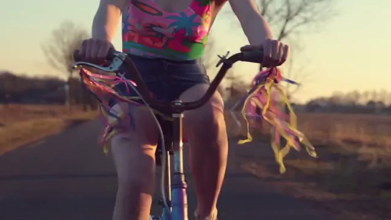 Shakes Milano - Awake (Official Video)