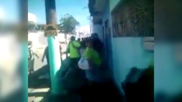 Insolite : Muntari fait pleuvoir les billets au Brésil