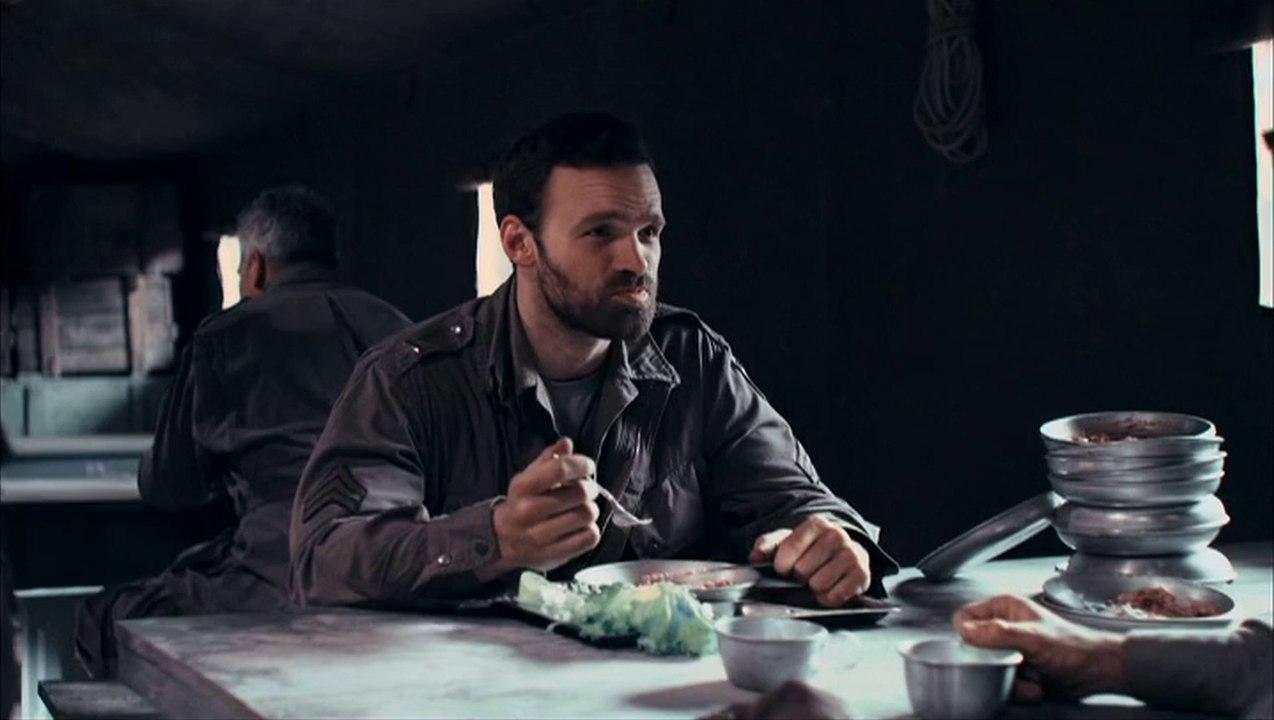 alban lenoir , extrait lazy company saison 1 episode 6 :Les femmes ça sert à rien