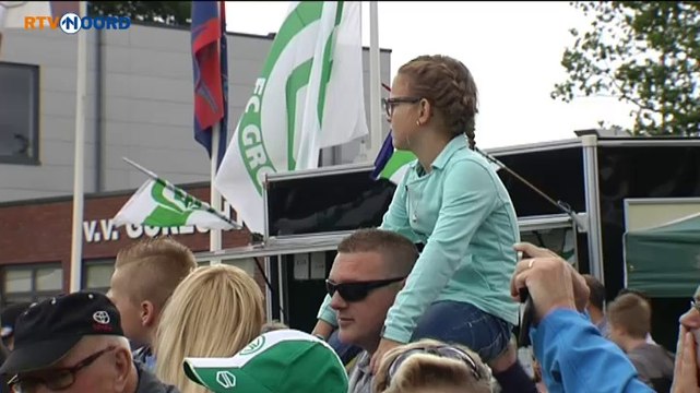 Spelers onthaald met applaus en vuurwerk - RTV Noord