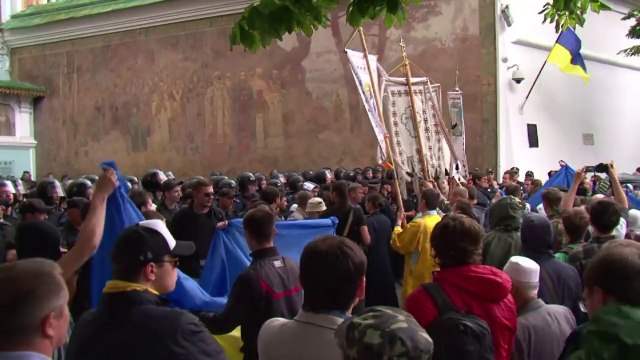 Tensions à Kiev entre orthodoxes russes et ukrainiens