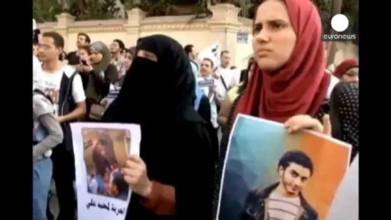 John Kerry Mısır'da El Sisi ile bir araya geldi