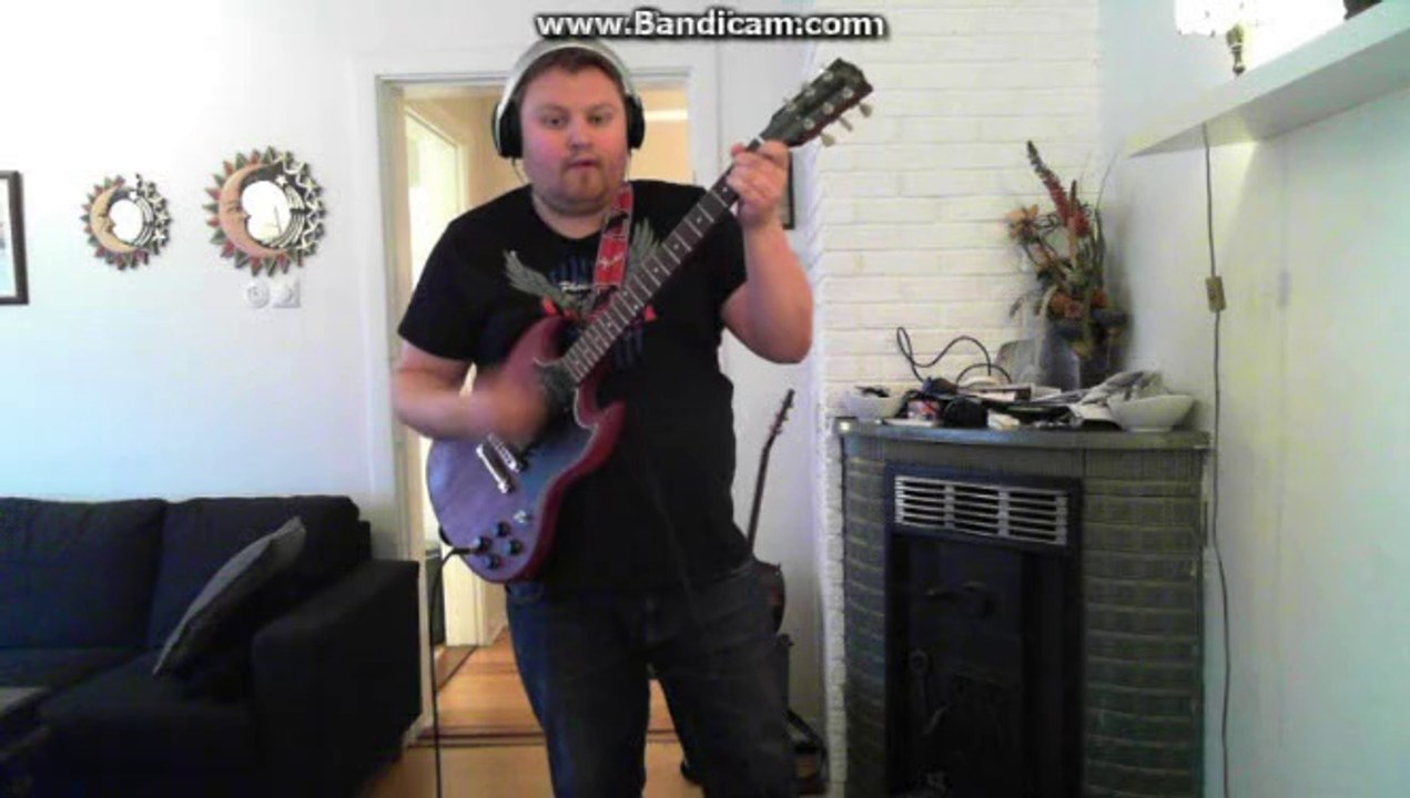 El gitarvideo med div kjente rock og metalriff + bonus