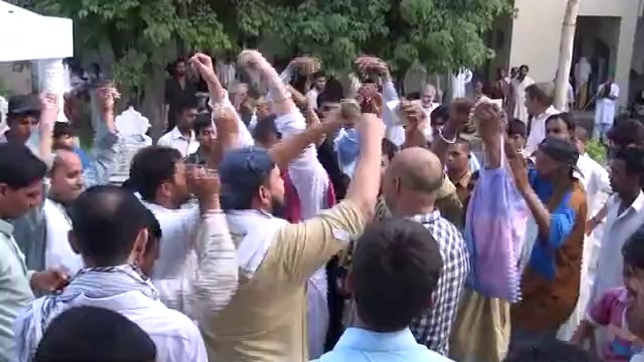 Gusal Mubarak Syed Ghullam Hasan Sarakr r.m - Urs Mubarak 2014 - Tahlianwala Jhelum