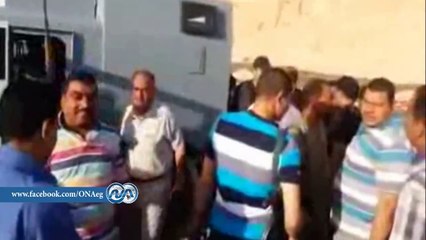 شاهد ..  ضبط 12 بندقية ومتهمين وكمية من الذخيرة  بقرى الدم والنار بقنا