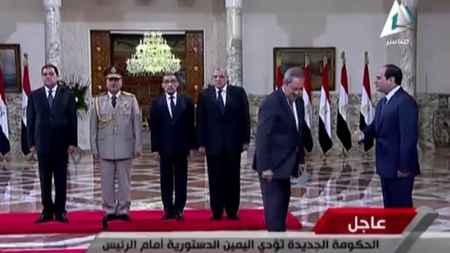 شاهد|| منير فخرى عبد النور يؤدى اليمين الدستورية وزيرا للصناعة والتجارة