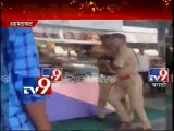 Ahmedabad Police FIGHT at Kalupur Railway Station-TV9