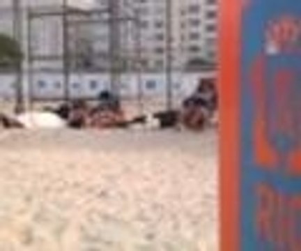 Copacabana plajı yatakhaneye döndü