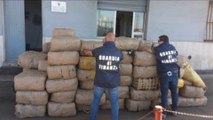 Siracusa - sequestrate 2 tonnellate di droga dalla Guardia di Finanza