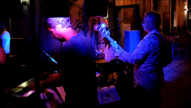 Rocking Blues band ( Sweet home chicago) en concert 21 juin 2014