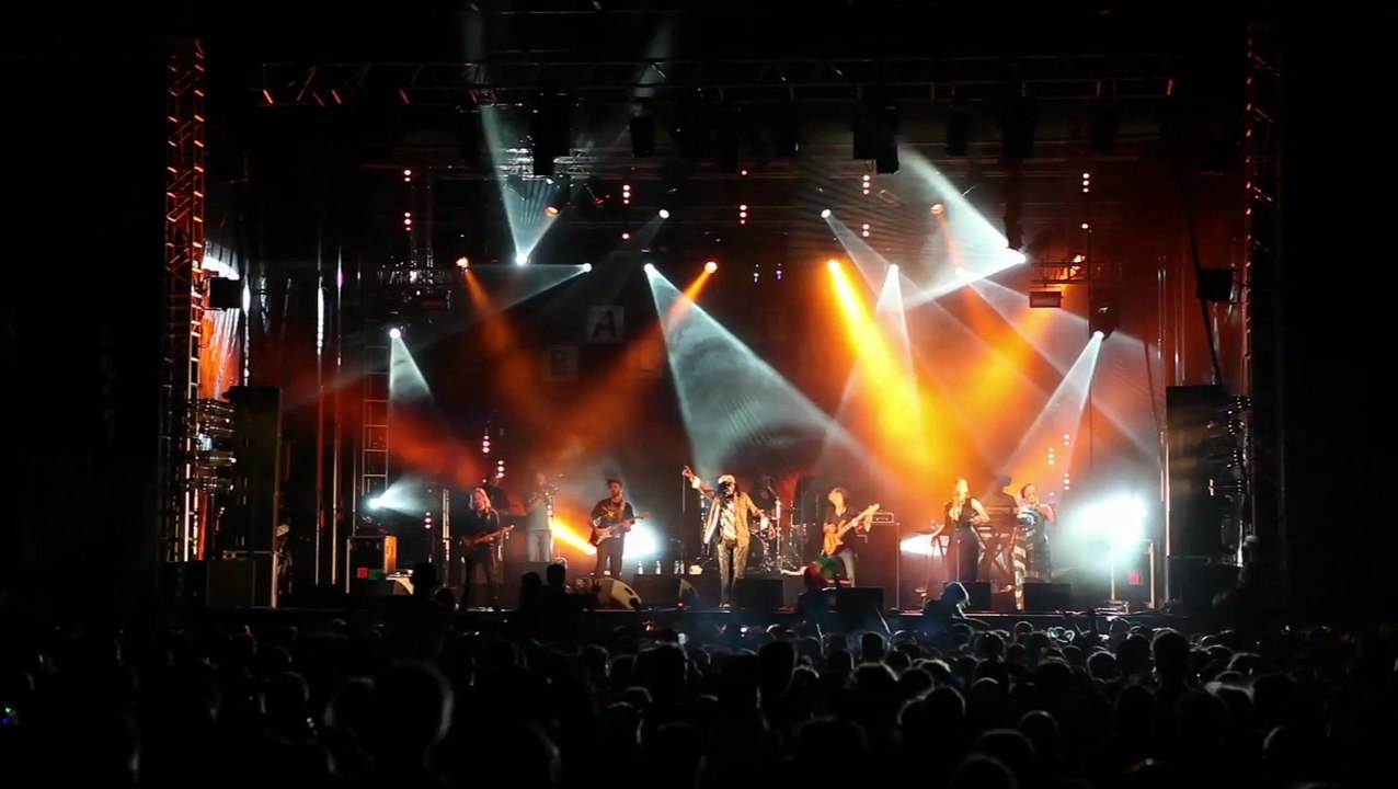 Alpha Blondy, Massaya - Live Festival Art Sonic 2013, Briouze (Normandie)