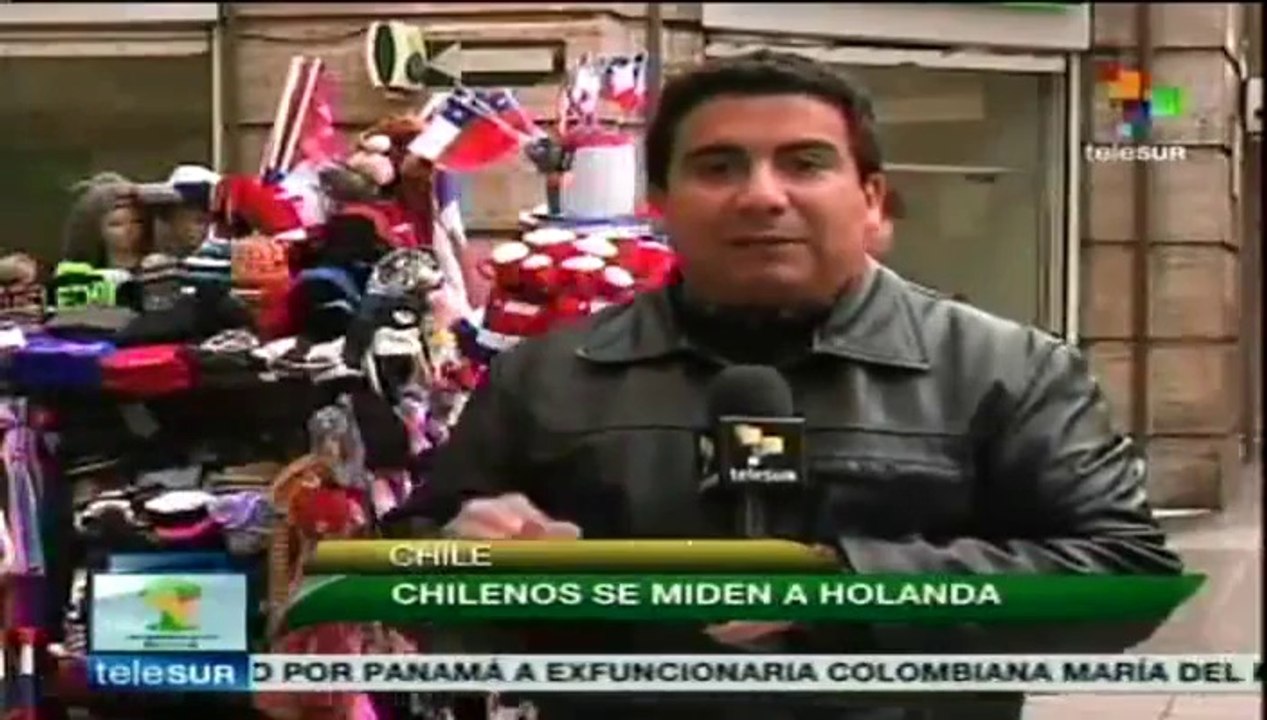 Chile expectante por el partido mundialista de futbol contra Holanda