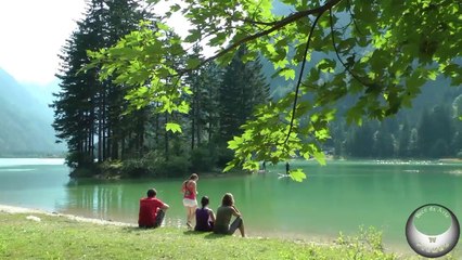 Lindo lago do amor by Beco da Arte