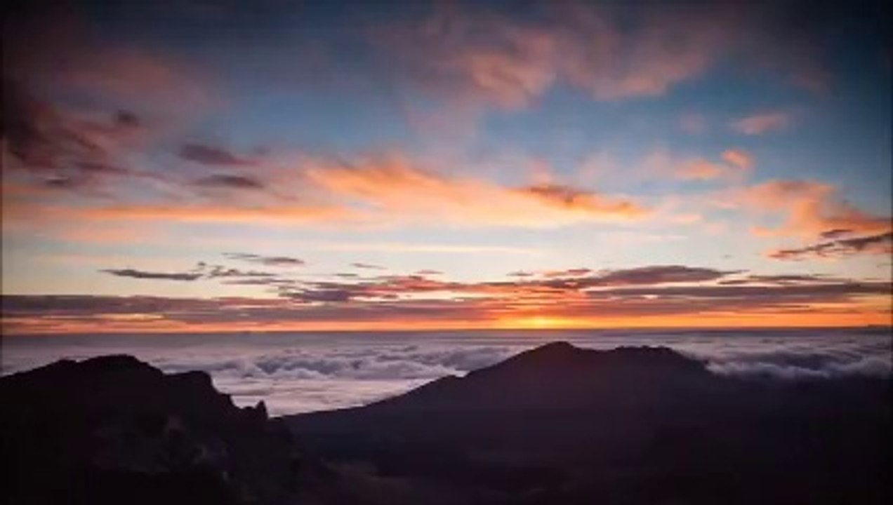 سلمان العتيبي  ((الله نور السموات والأرض ....))